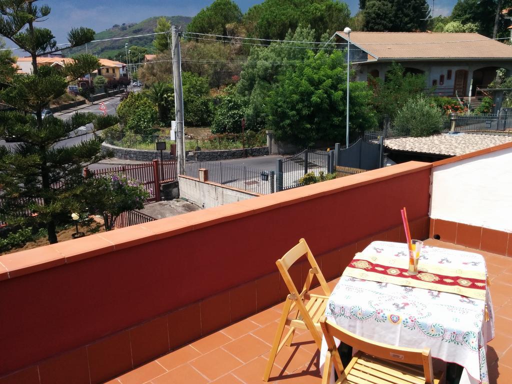 Casa Vacanze Volpe Dell'Etna Nicolosi Δωμάτιο φωτογραφία
